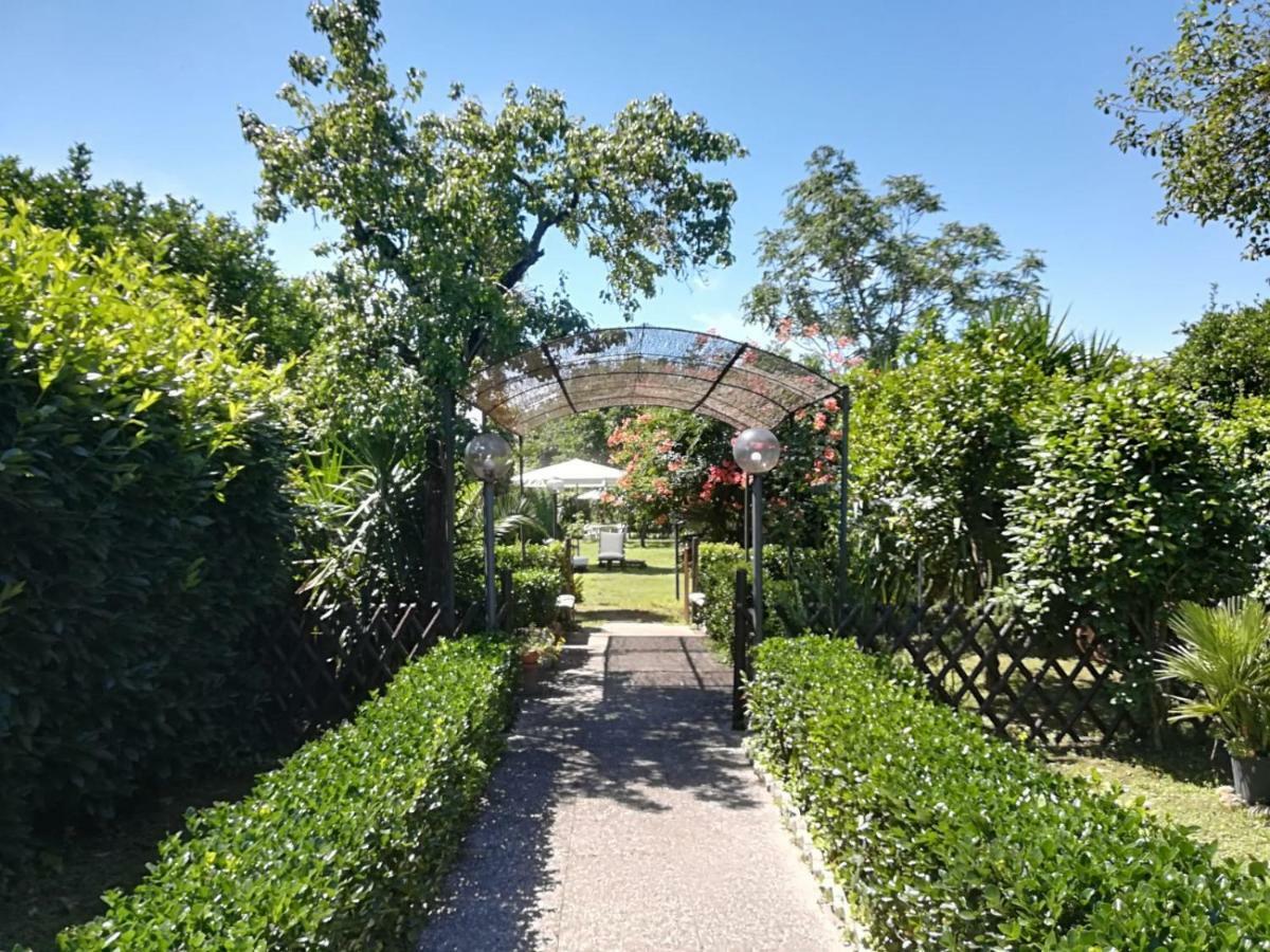 Il Giardino Degli Agrumi กาแซร์ตา ภายนอก รูปภาพ